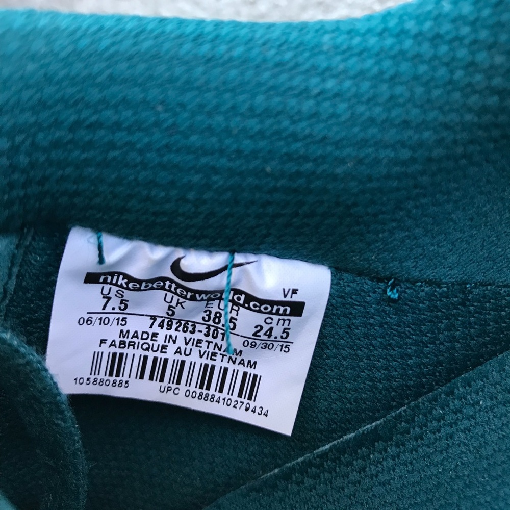 NWT Air Force 1’07 Suede Teal WMNS - Picture 6 of 6